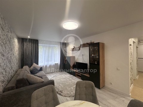 3-к квартира, 1/9 эт., 61м²