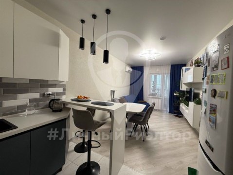 2-к квартира, 16/27 эт., 63м²